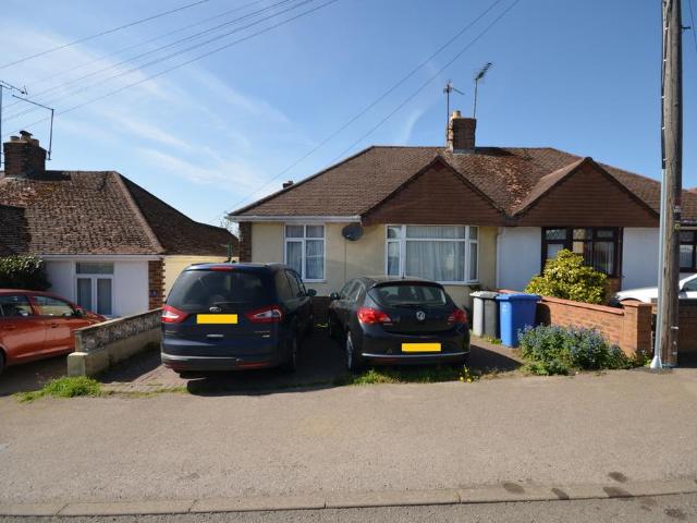 Bungalow for sale in Ise Lodge, Kettering