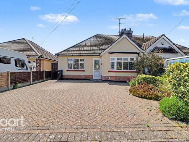 Bungalow for sale in Dale Hill, Essex