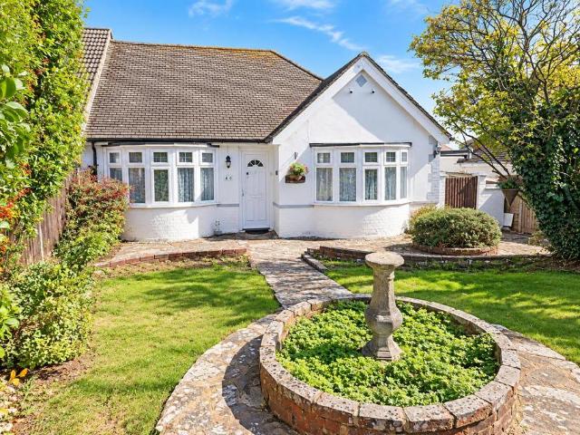 Bungalow for sale in Glyne Gap, Heathlands