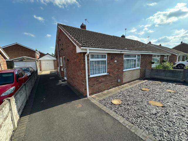 Bungalow for sale in Oversetts, Egginton