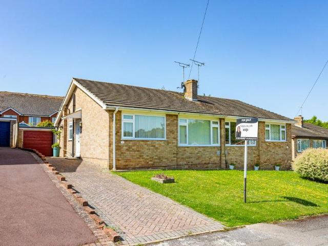 Bungalow for sale in Willesborough, Bridgefield