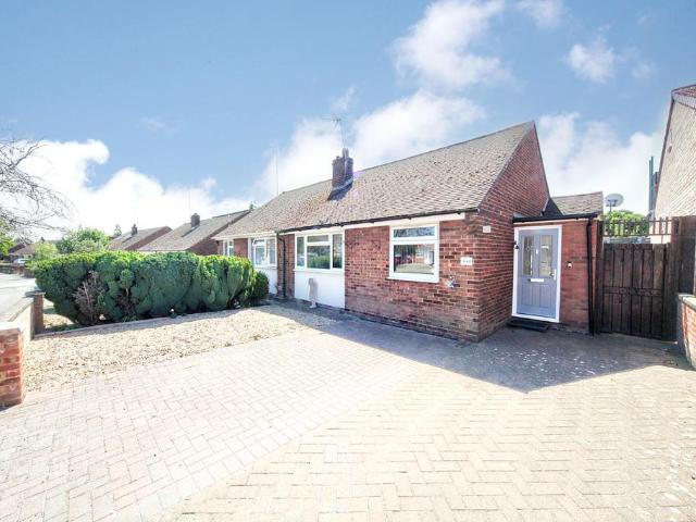 Bungalow for sale in Lewsey Farm, Luton