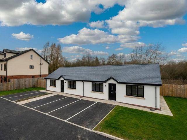Bungalow for sale in Low Green, Wigan