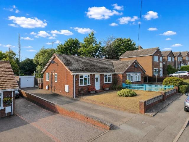 Bungalow for sale in Pye Green, Chadsmoor