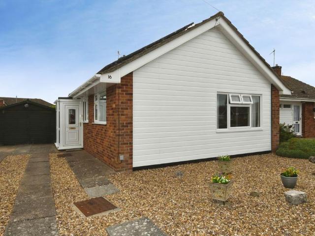 Bungalow for sale in Seacroft, Belleau
