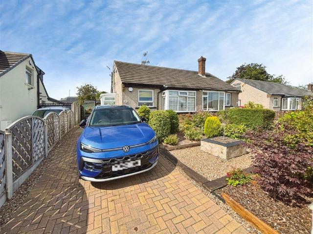 Bungalow for sale in Buttershaw, West Yorkshire