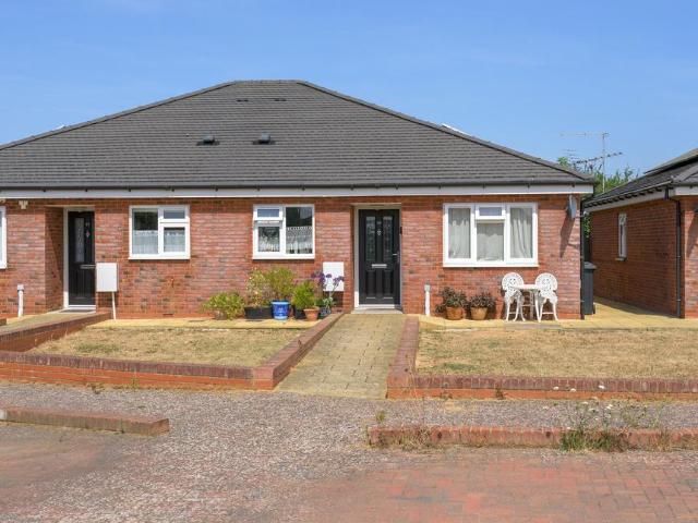 Bungalow for sale in Desborough
