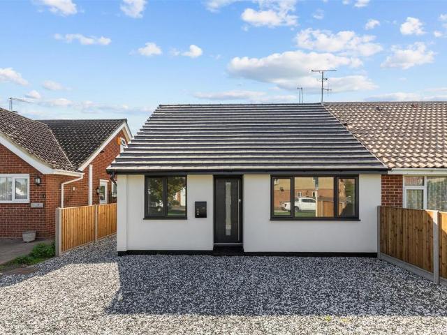 Bungalow for sale in Wick, Clapham