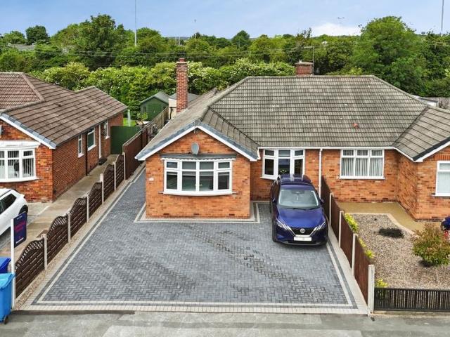 Bungalow for sale in Anlaby with Anlaby Common, East Riding Of Yorkshire
