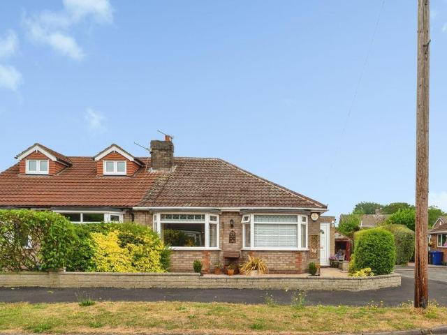 Bungalow for sale in Laceby