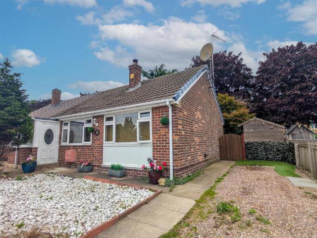 Bungalow for sale in Lower Cumberworth, West Yorkshire