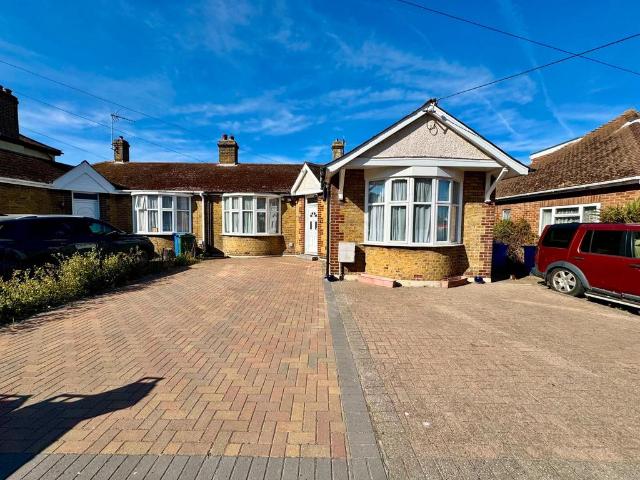 Bungalow for sale in West Minster, Oad Street