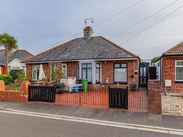 Bungalow for sale in Falcon Lodge, Wales