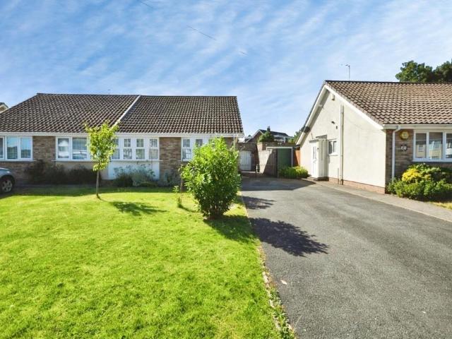 Bungalow for sale in Feckenham, City Of Bristol