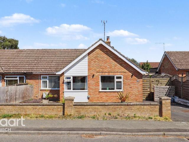 Bungalow for sale in Eastbridge, Suffolk