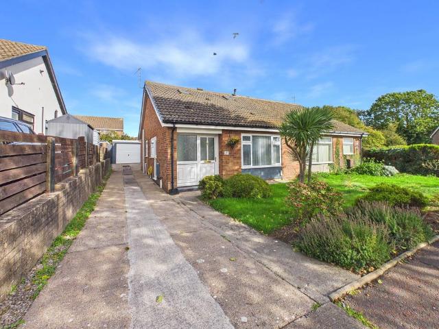 Bungalow for sale in Rhoose, Wales
