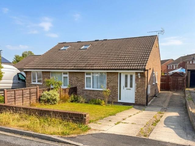 Bungalow for sale in Killinghall, North Yorkshire