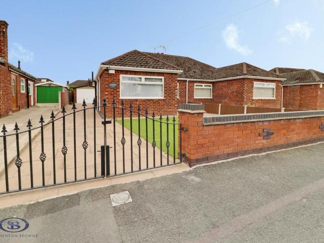 Bungalow for sale in Hammond Street