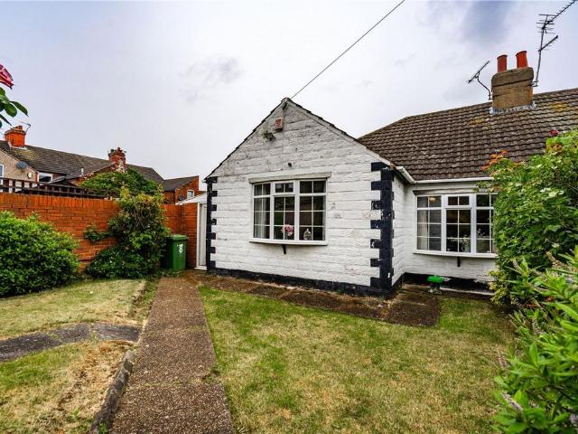 Bungalow for sale in Grimsby, North East Lincolnshire