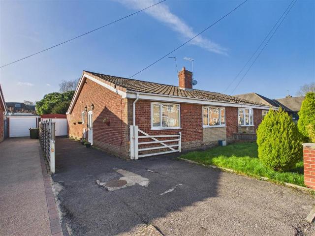 Bungalow for sale in Cottingham, East Riding Of Yorkshire