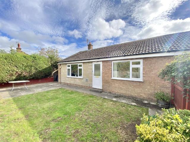Bungalow for sale in Aiskew, Leeming Bar