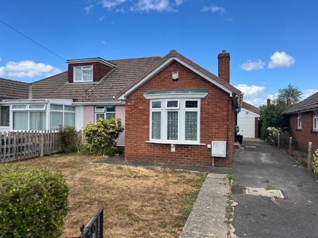 Bungalow for sale in Ashurst Bridge, Hampshire