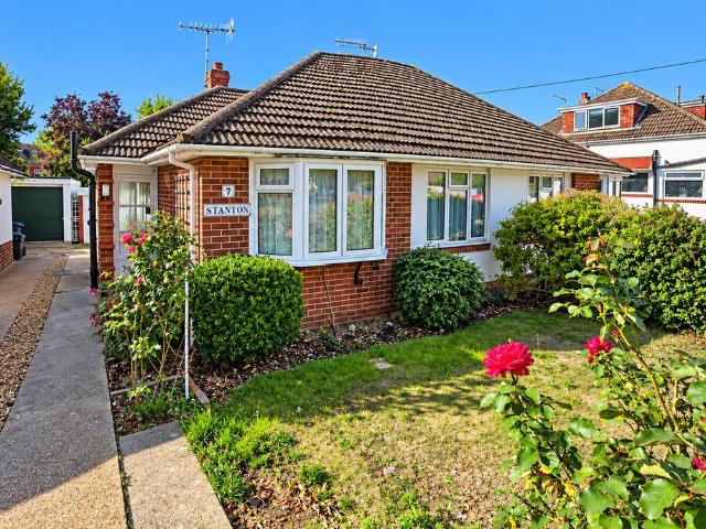 Bungalow for sale in Fishersgate, West Sussex