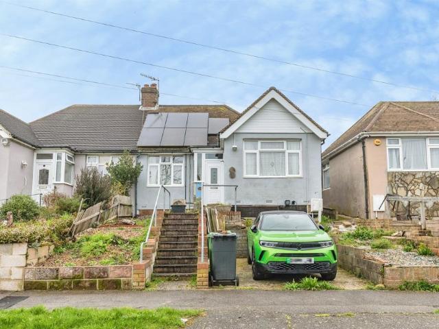 Bungalow for sale in St Leonards, Hastings