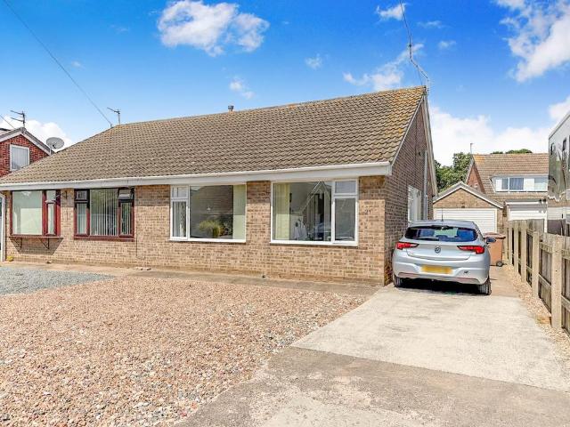 Bungalow for sale in Sproatley
