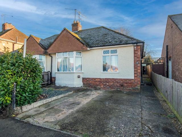 Bungalow for sale in Ise Lodge, Kettering