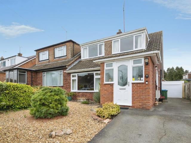 Bungalow for sale in Buckingham, Buckinghamshire