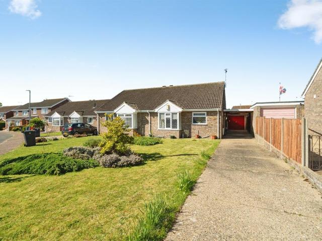 Bungalow for sale in Hopton-on-Sea, Stokesby