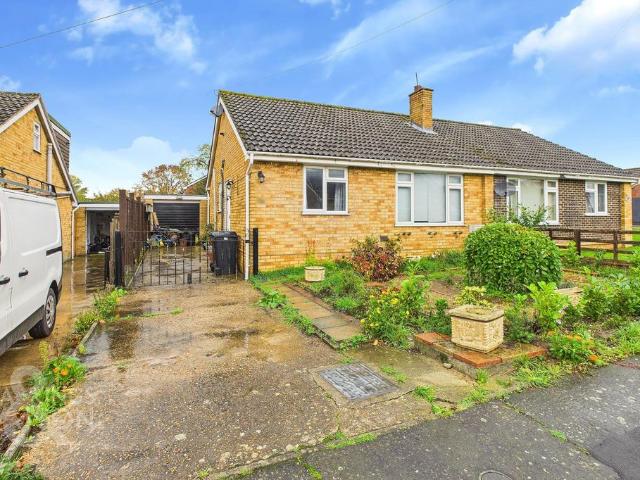 Bungalow for sale in Burgh St Peter, Norfolk