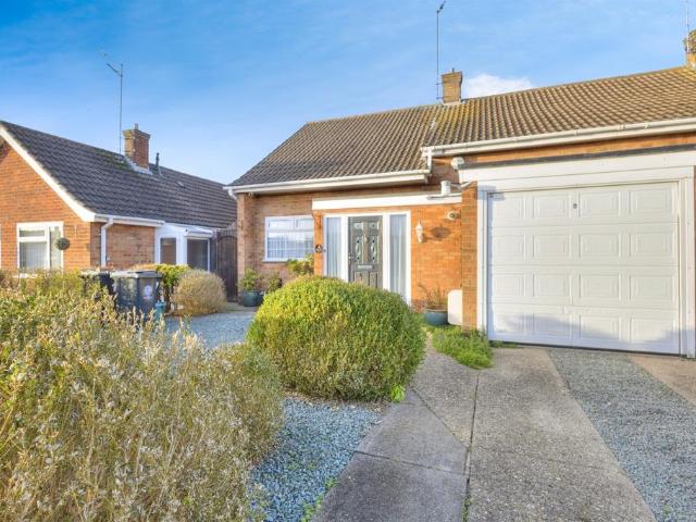 House for sale in Rushden