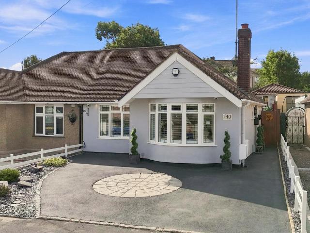 Bungalow for sale in Wickford