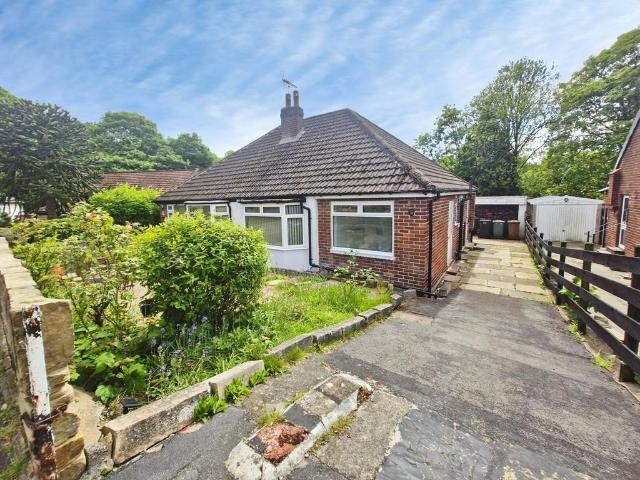 Bungalow for sale in Cragg Hill, Leeds