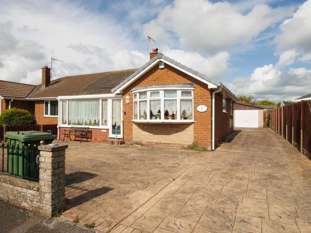 Bungalow for sale in The Pastures, Filey
