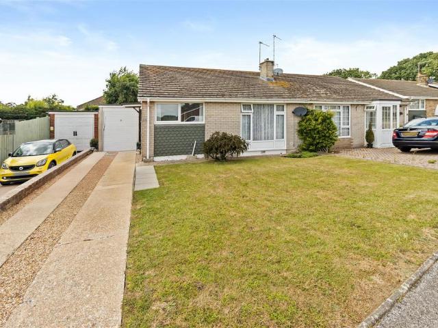 Bungalow for sale in Polegate, Cross In Hand
