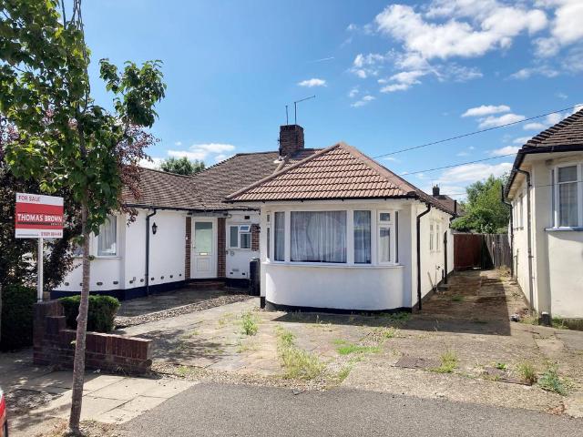 Bungalow for sale in Green Street Green, Greater London