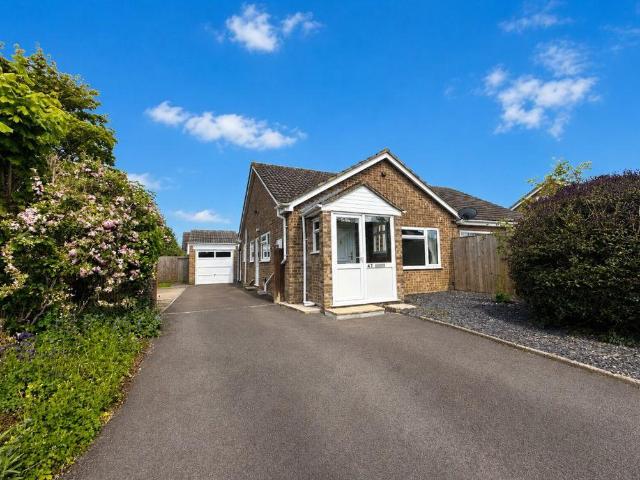 Bungalow for sale in Bowlish, Shepton Mallet