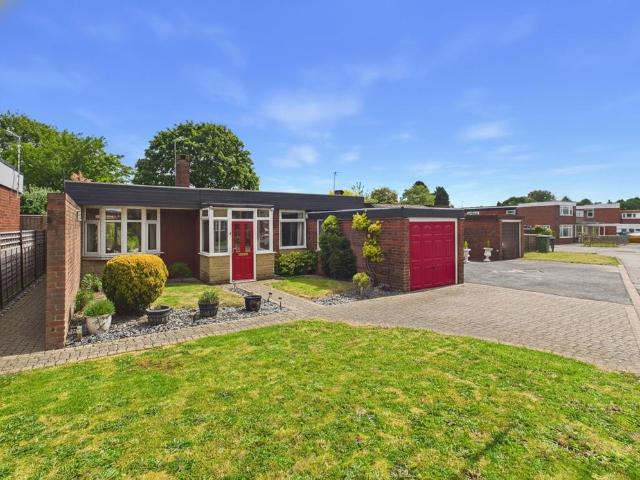 Bungalow for sale in Leyfields, Kettlebrook