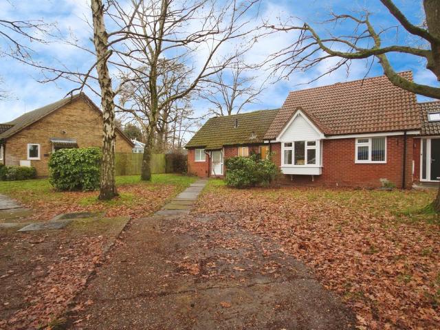 Bungalow for sale in Brandon, New Bilton