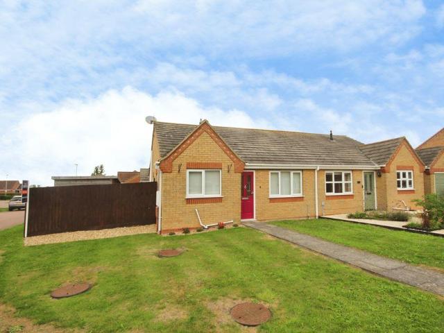 Bungalow for sale in South Killingholme, North Lincolnshire