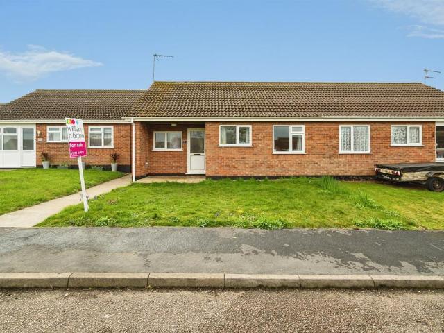 Bungalow for sale in Redenhall with Harleston, Burgh St Peter