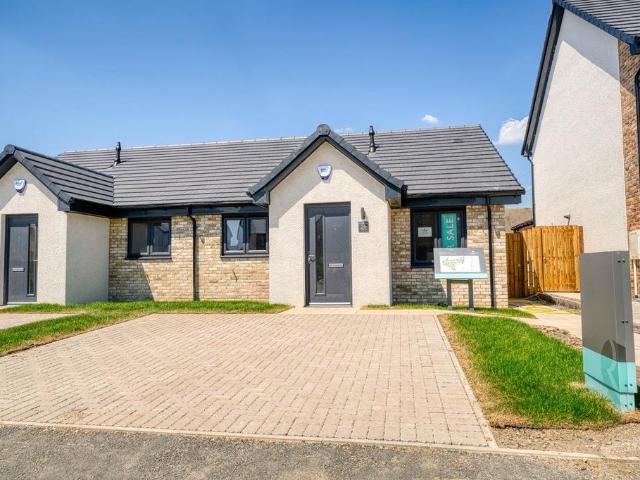 Bungalow for sale