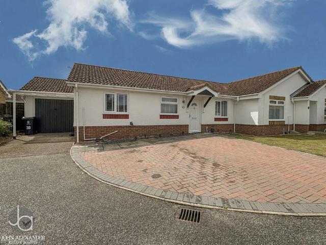 Bungalow for sale in Upper Dovercourt, Dale Hill