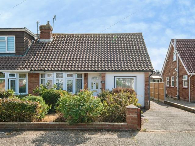 Bungalow for sale in Fishersgate, West Sussex
