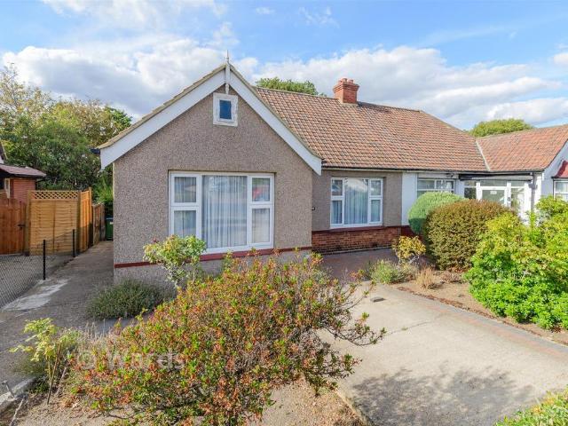 Bungalow for sale in Northumberland Heath, Greater London
