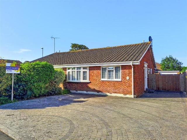Bungalow for sale in Clapham, West Sussex