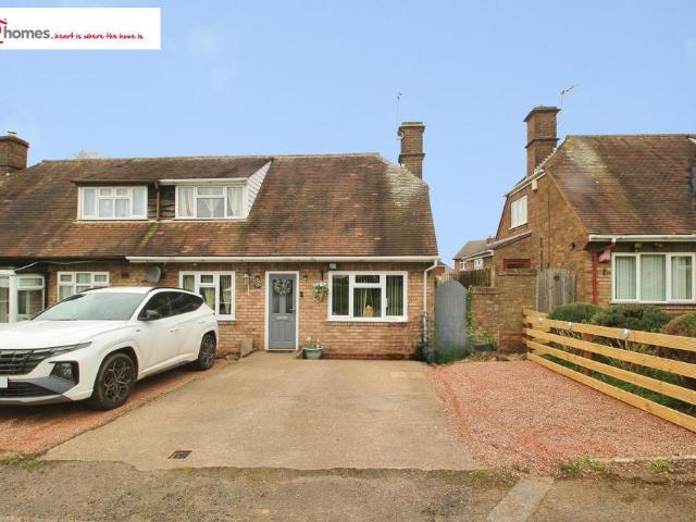 Bungalow for sale in Aldridge, West Midlands
